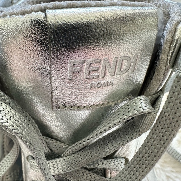 Fendi women boots size 35.5 US Authentic - Picture 6 of 10